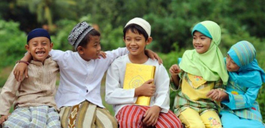 Background Anak Yatim